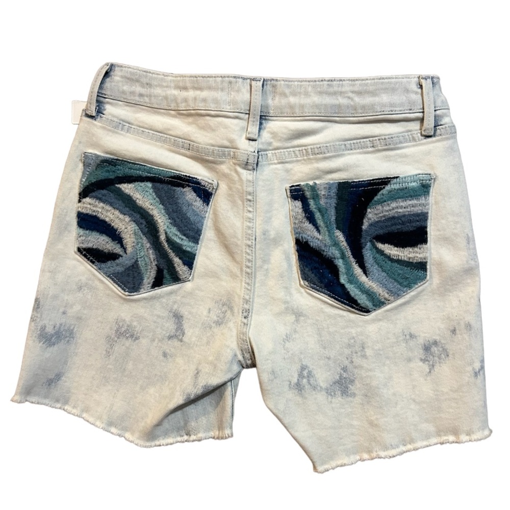 Driftwood Lulu Bleached 5” Embroidered Denim Jean Shorts Light Cutoffs - Picture 3 of 3